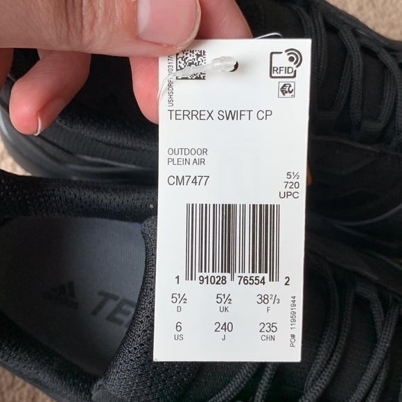 ADIDAS | ADIDAS Terrex Swift CP Non-Skid Sneakers NWT - Picture 4 of 6